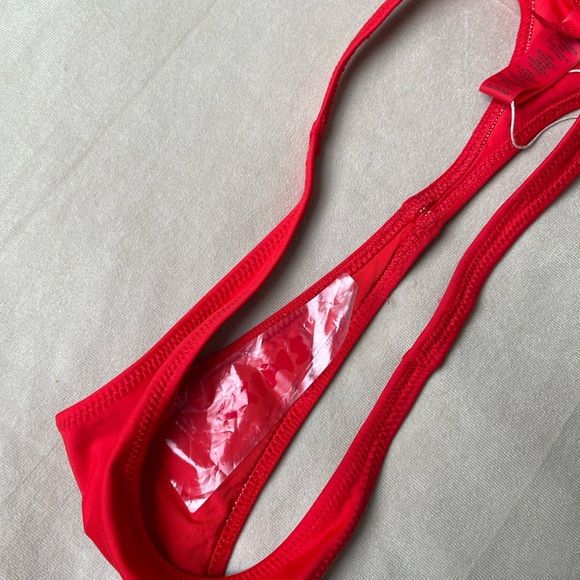 Two-Piece SKIMS ❤️ SWIM Bikini Bundle Set Ruby XS NWT - Picture 4 of 9